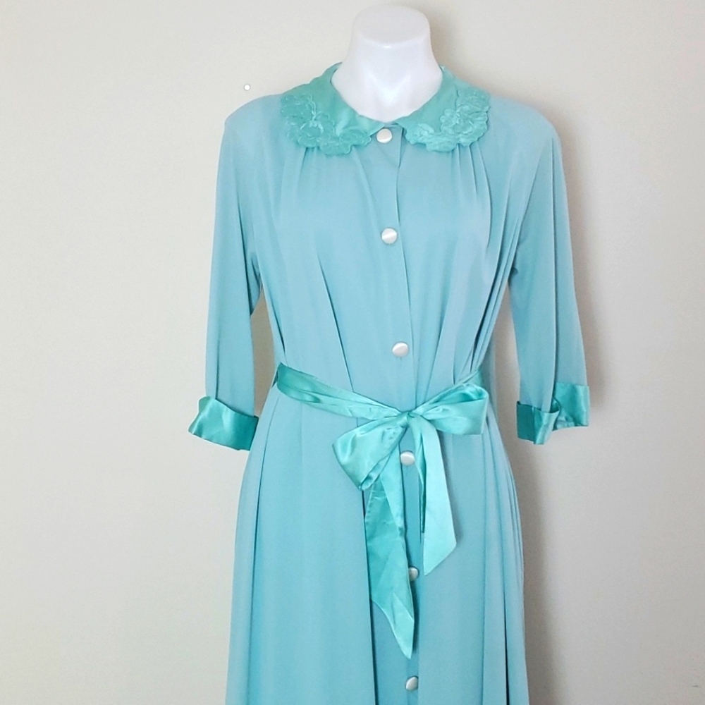 Gossard Artemis Vintage Robe and Gown Set